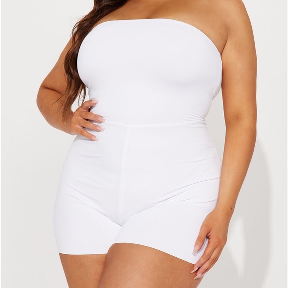 🆕 Fashion Nova Karina Double Lined Romper 3X - Picture 3 of 6